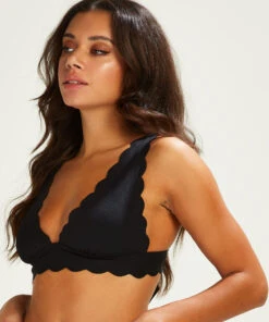 Scallop Triangle Bikini Top - Black