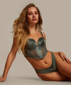 Nicole Padded Underwired Longline Bra - Green