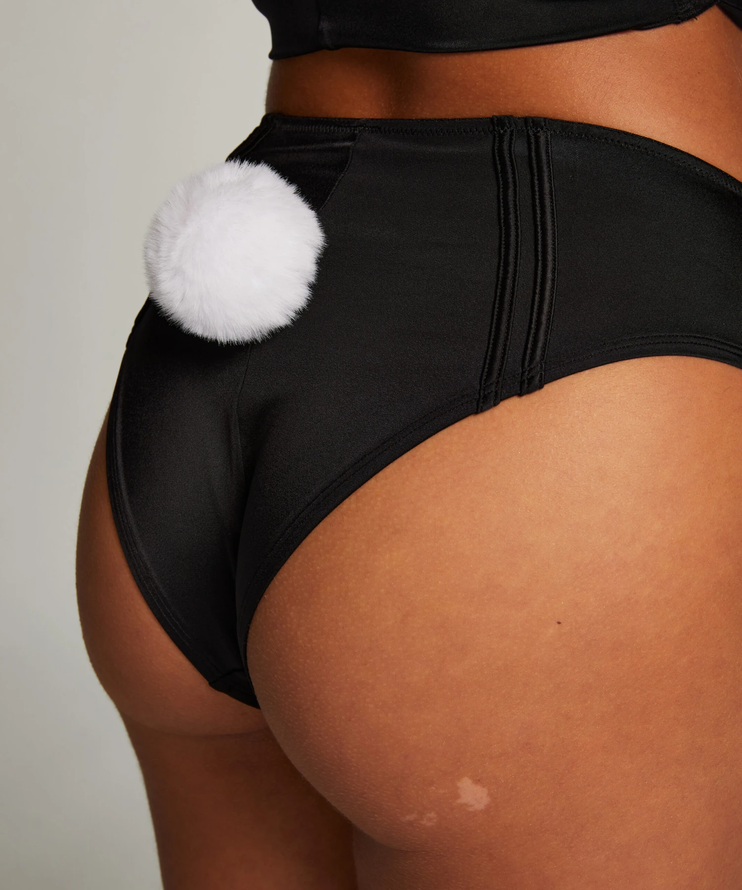 Bridget Bunny Brazilian - Black 2 Bridget Bunny Brazilian - Black - Image 2