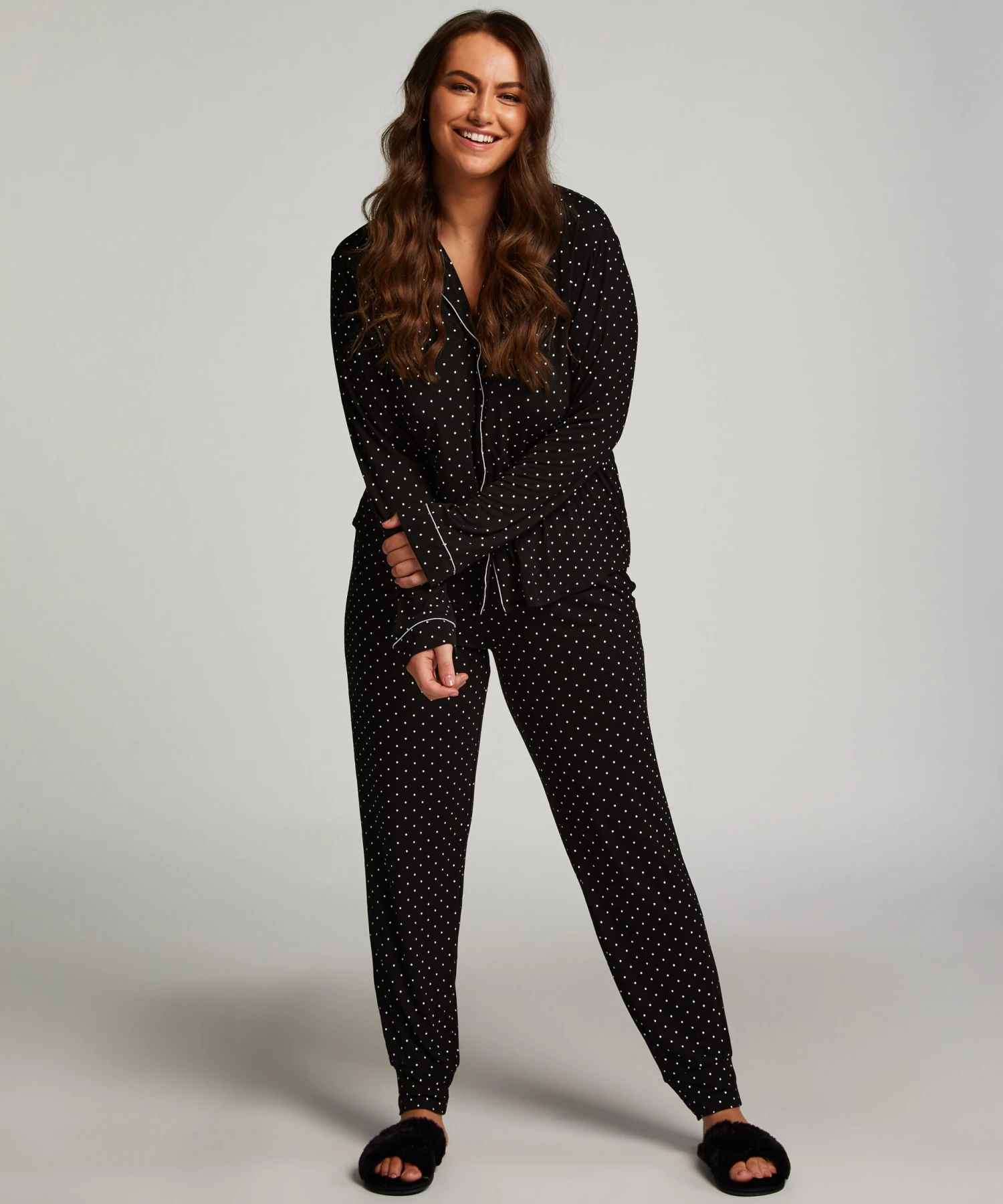 Long Sleeve Lace Pajama Set - Black 4 Long Sleeve Lace Pajama Set - Black - Image 4