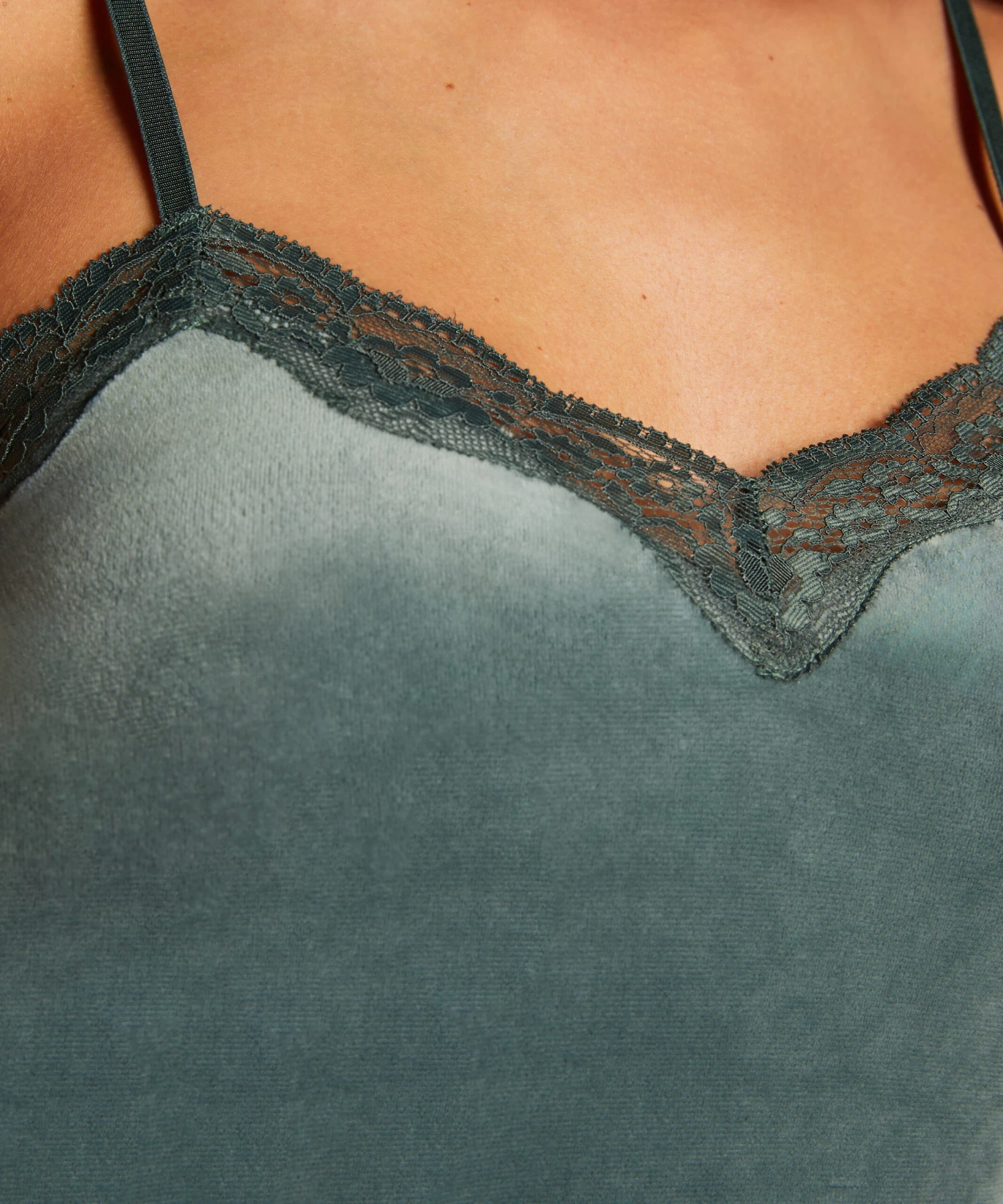 Velours Lace Cami Top - Green 2 Velours Lace Cami Top - Green - Image 2