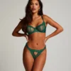 Courtney Thong - Green