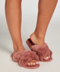 Fake Fur Sliders - Pink