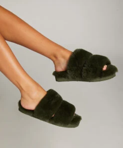 Fake Fur Slippers - Green