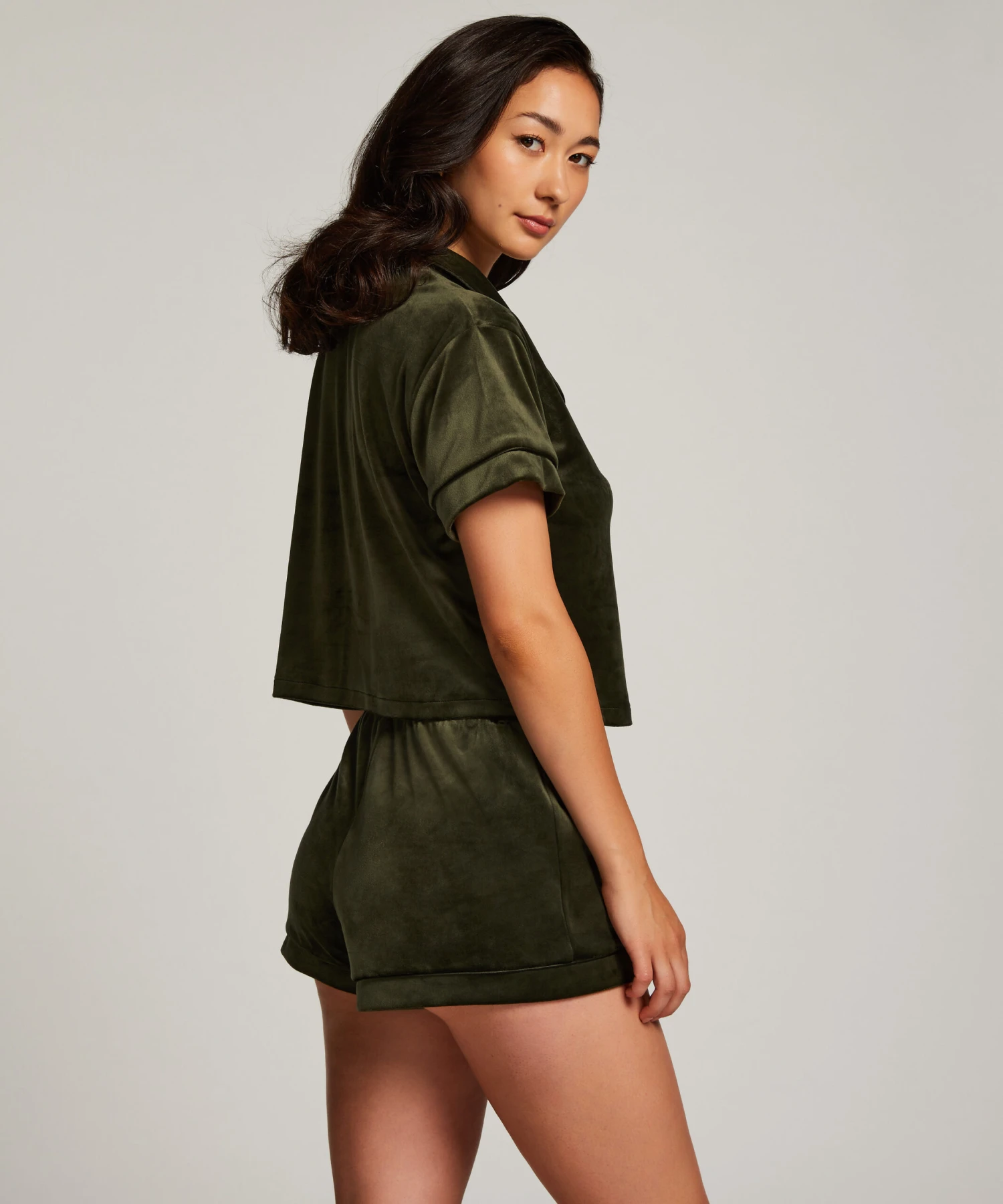 Velvet Shorts - Green 3 Velvet Shorts - Green - Image 3